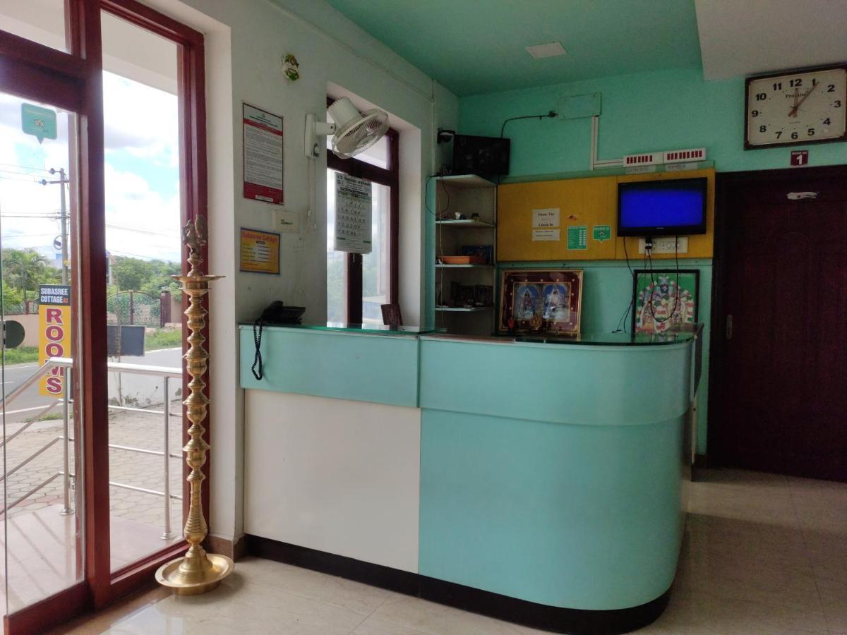 Subasree Cottage Tirunallar 外观 照片
